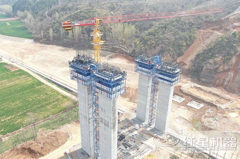 高鐵建設(shè)現(xiàn)場(chǎng) 高鐵建設(shè)現(xiàn)場(chǎng)